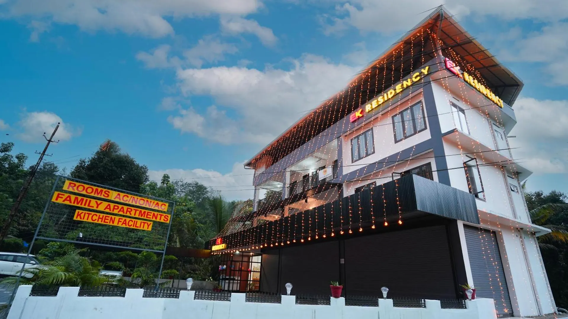 Hotel Ek Residency Anaviratty