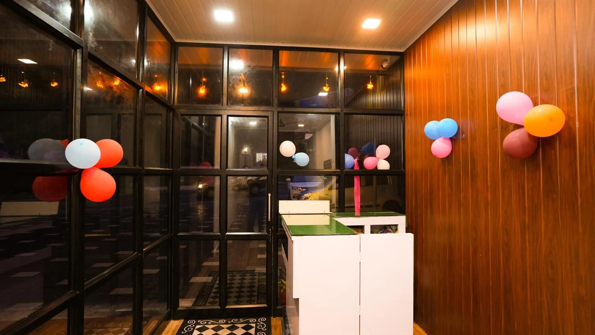 Hotel Ek Residency Anaviratty